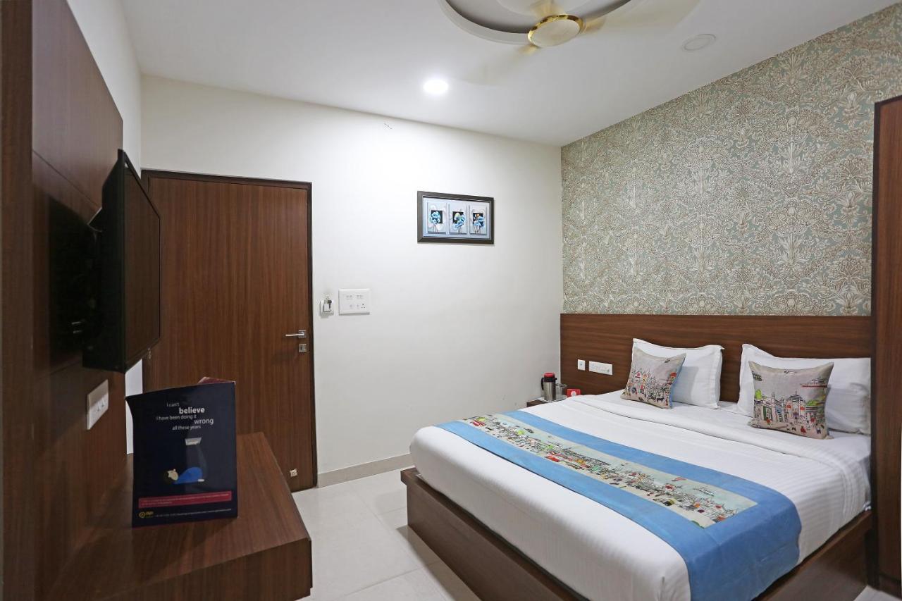 Super Capital O Swastika Hotel Jaipur Luaran gambar