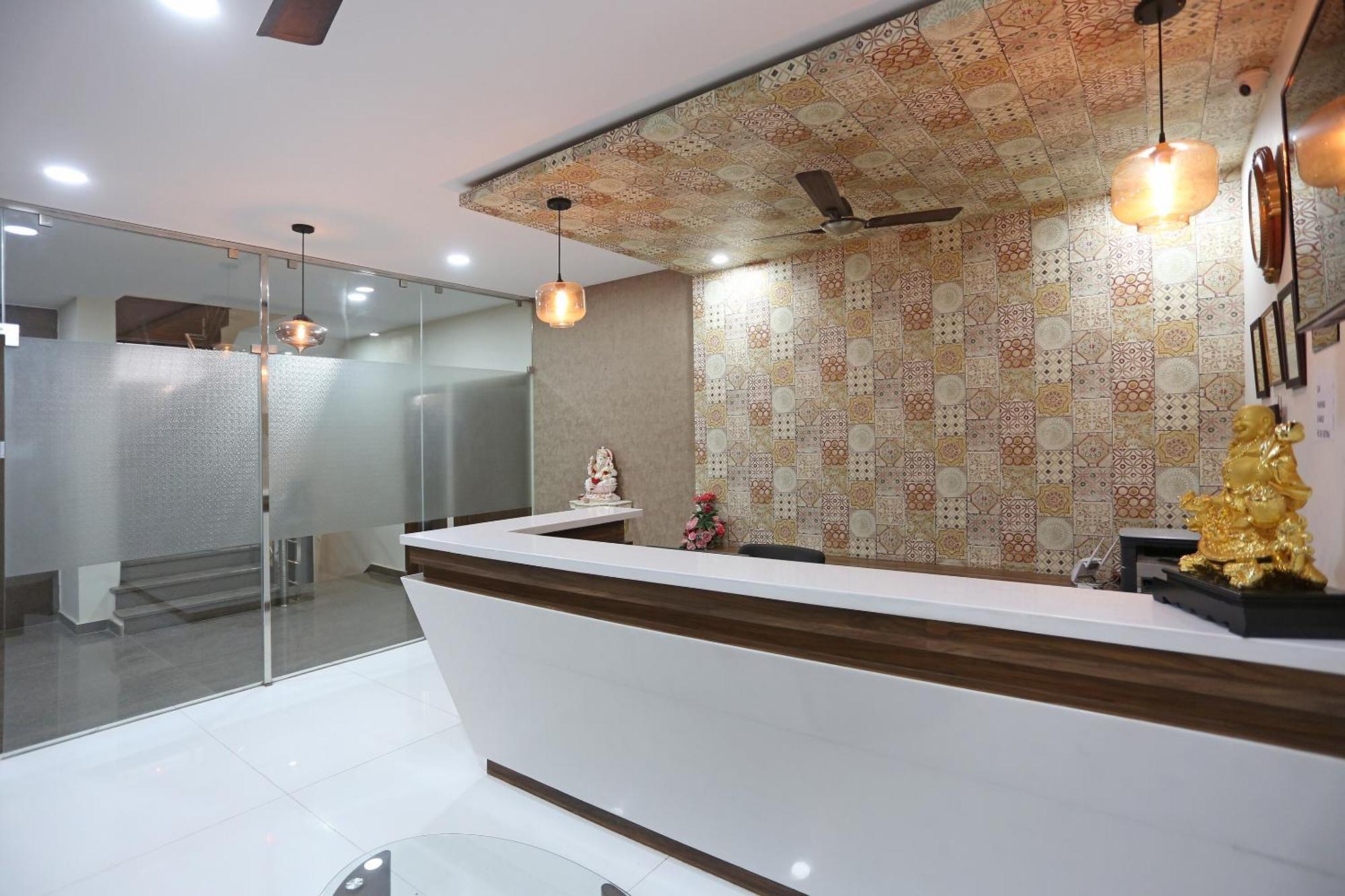 Super Capital O Swastika Hotel Jaipur Luaran gambar